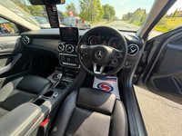 USED 2017 67 MERCEDES-BENZ GLA 2.1 GLA200d SE (Executive) SUV 5dr Diesel Manual Euro 6 (s/s) (136 ps) 