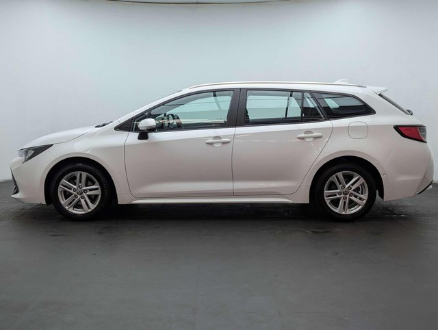 USED 2022 72 TOYOTA COROLLA 1.8 Corolla Icon Tech HEV CVT 5dr CLICK & COLLECT/ HOME DELIVERY