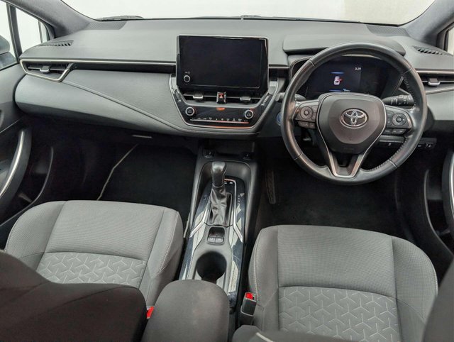 USED 2022 72 TOYOTA COROLLA 1.8 Corolla Icon Tech HEV CVT 5dr CLICK & COLLECT/ HOME DELIVERY