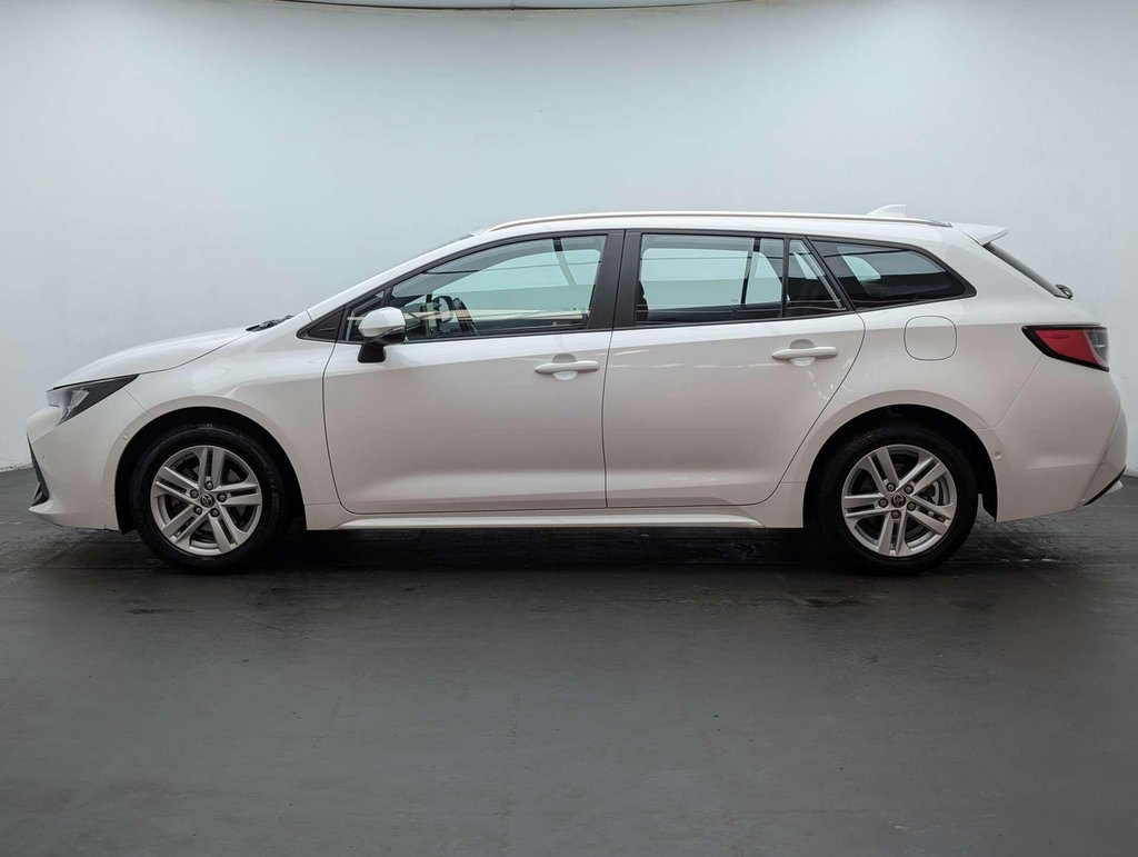 Used 2022 72 TOYOTA COROLLA 1.8 Corolla Icon Tech HEV CVT 5dr CLICK & COLLECT/ HOME DELIVERY