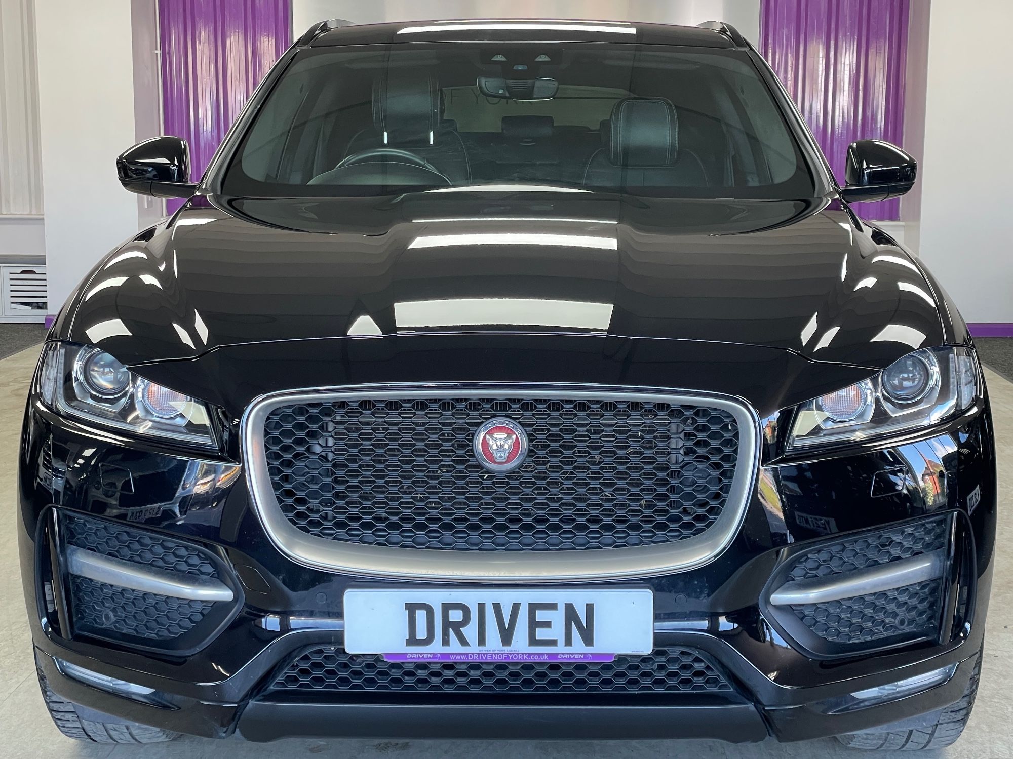 USED 2018 68 JAGUAR F-PACE 2.0 D165 R-Sport SUV 5dr Diesel Manual Euro 6 (s/s) (163 ps) 