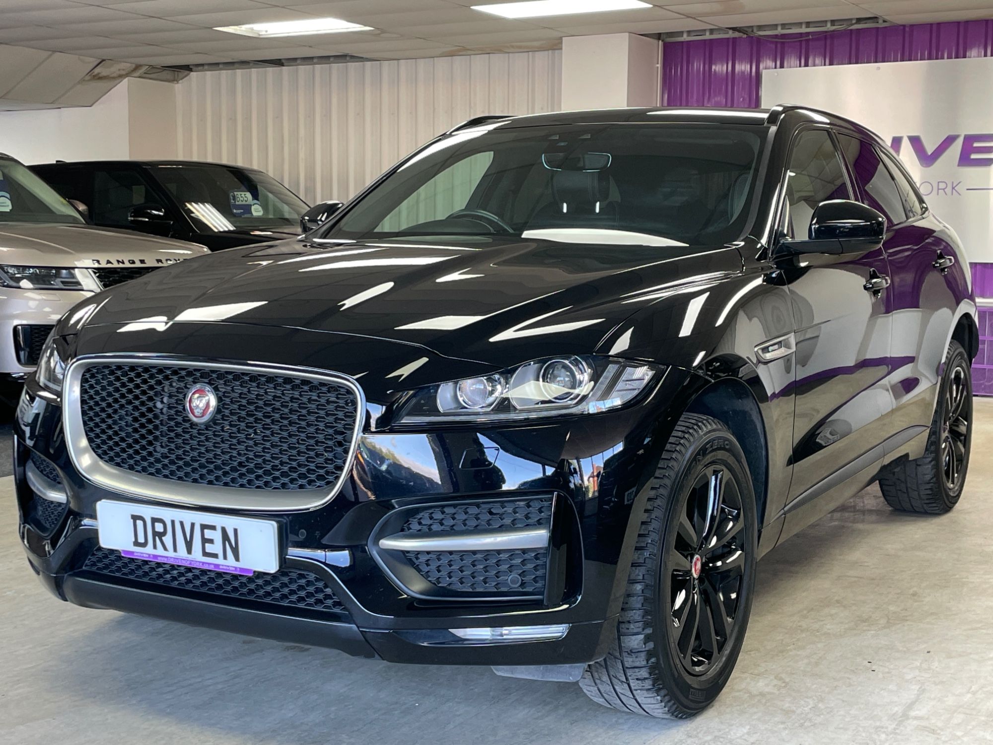 USED 2018 68 JAGUAR F-PACE 2.0 D165 R-Sport SUV 5dr Diesel Manual Euro 6 (s/s) (163 ps) 