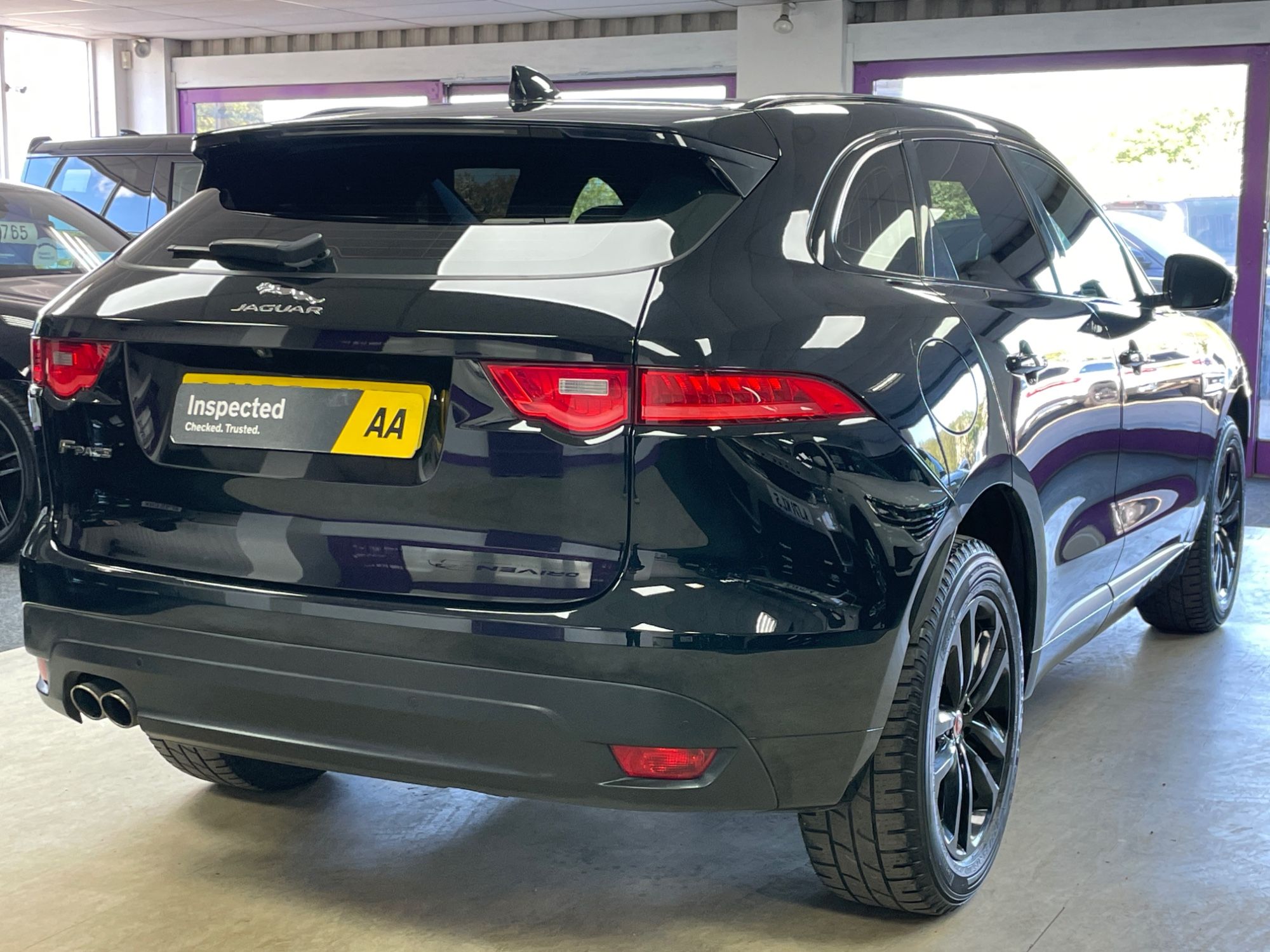 USED 2018 68 JAGUAR F-PACE 2.0 D165 R-Sport SUV 5dr Diesel Manual Euro 6 (s/s) (163 ps) 