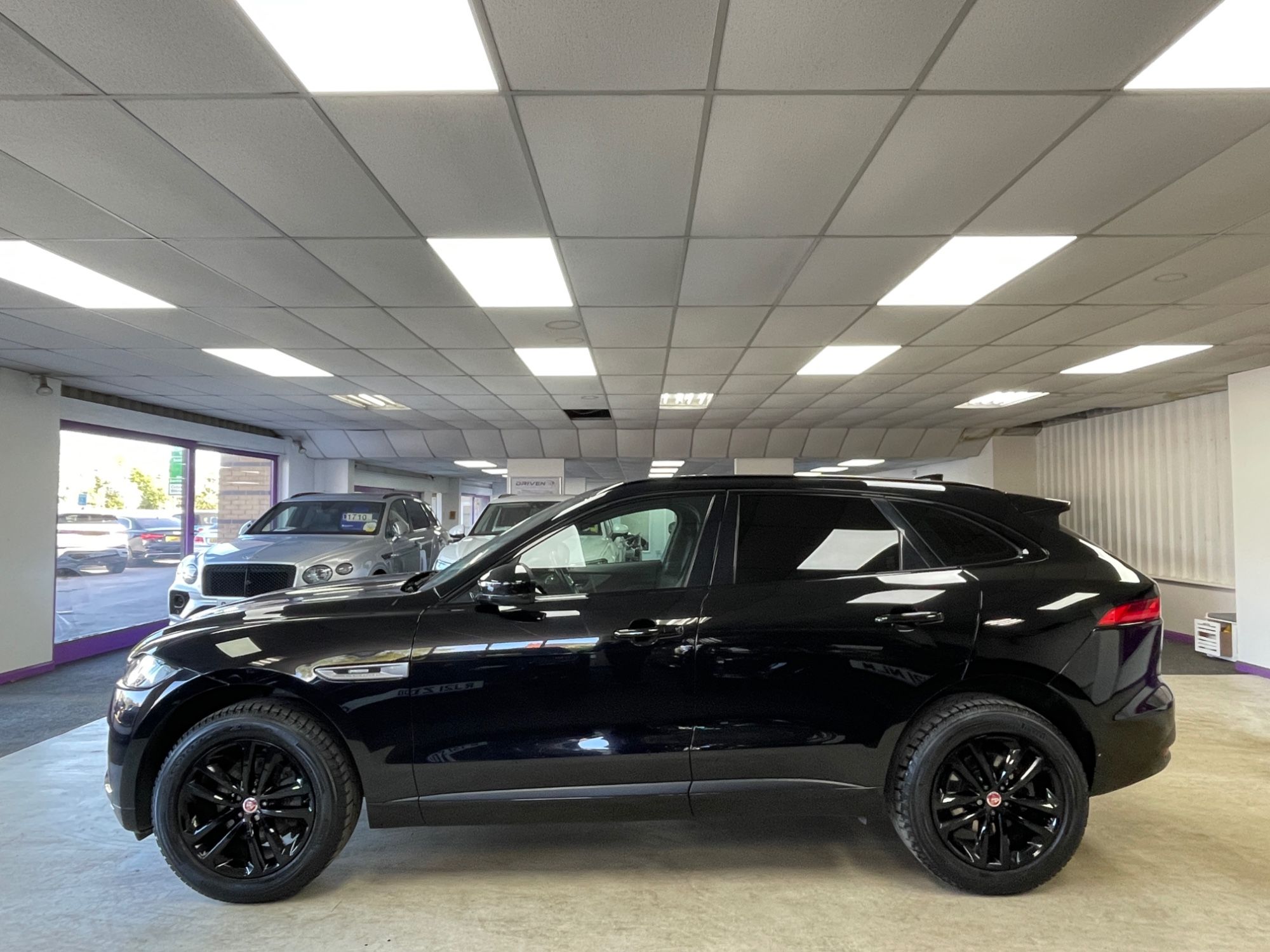 USED 2018 68 JAGUAR F-PACE 2.0 D165 R-Sport SUV 5dr Diesel Manual Euro 6 (s/s) (163 ps) 