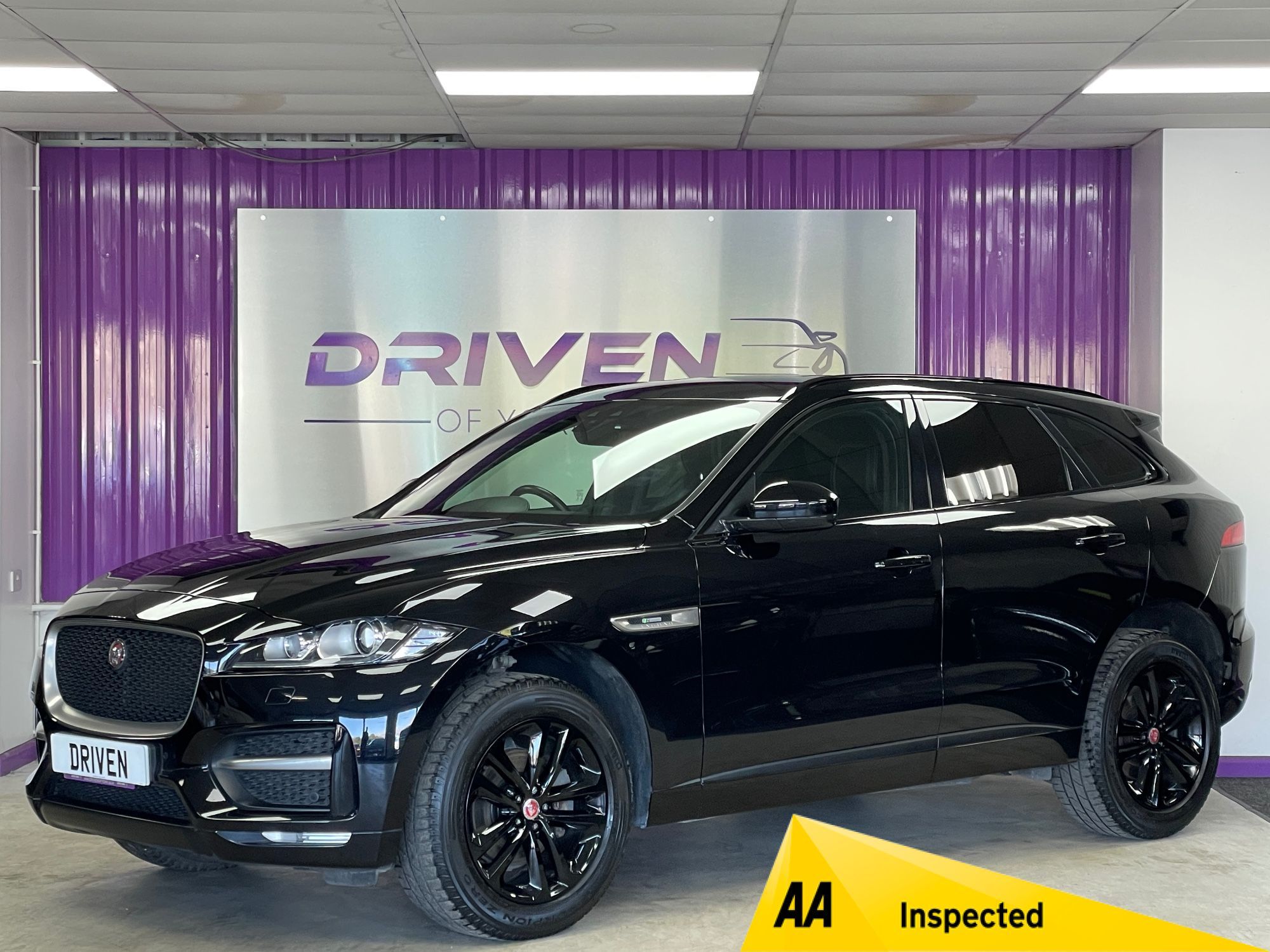 USED 2018 68 JAGUAR F-PACE 2.0 D165 R-Sport SUV 5dr Diesel Manual Euro 6 (s/s) (163 ps) 