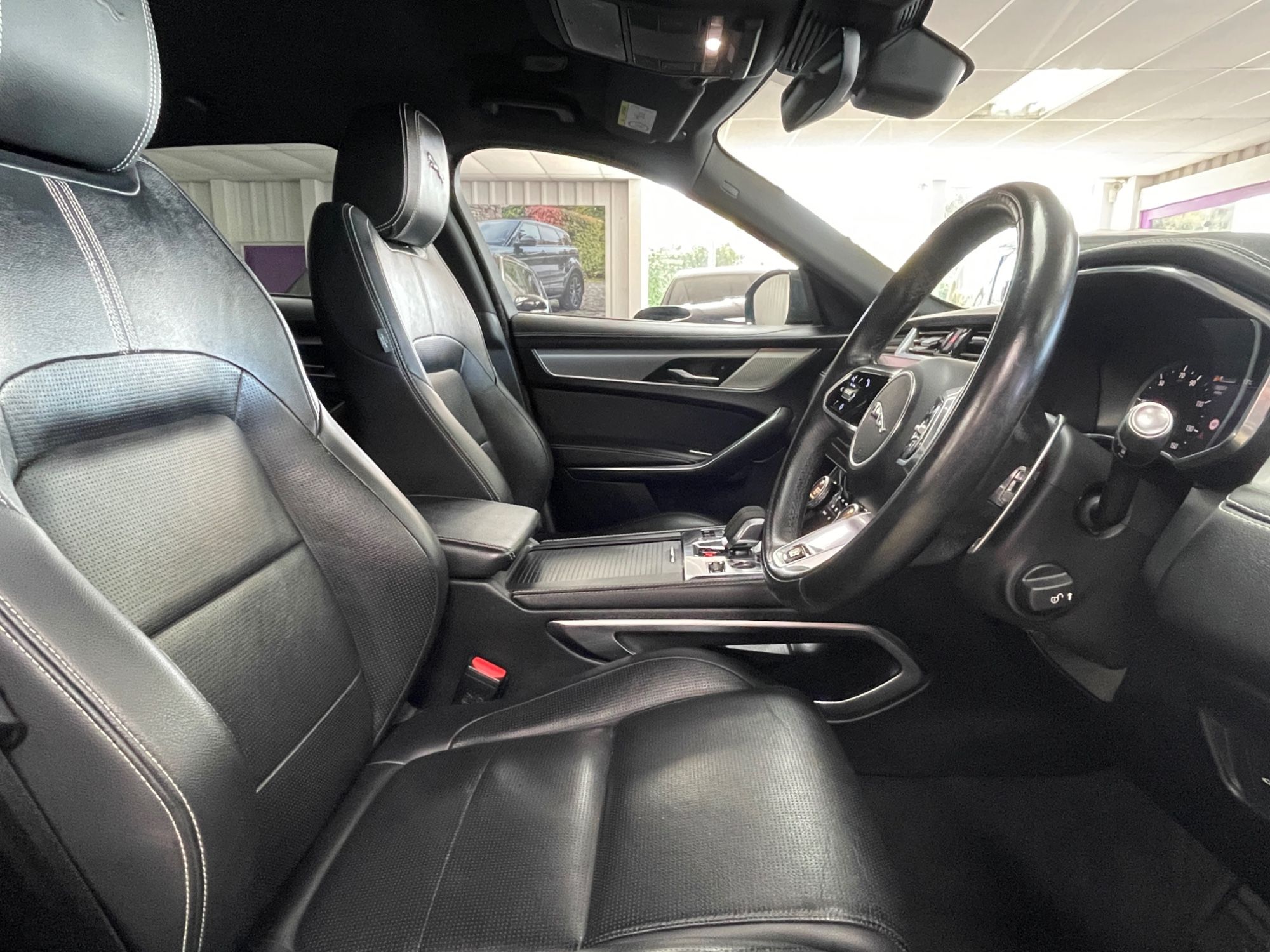 USED 2021 21 JAGUAR F-PACE 2.0 D165 MHEV R-Dynamic S SUV 5dr Diesel Auto AWD Euro 6 (s/s) (163 ps) 