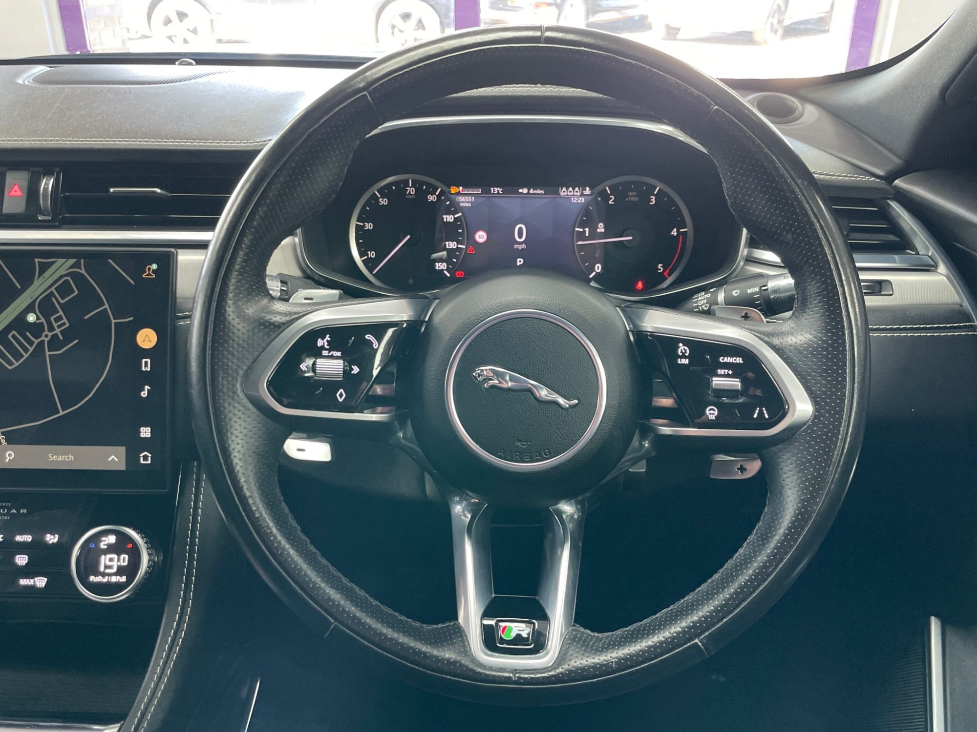 USED 2021 21 JAGUAR F-PACE 2.0 D165 MHEV R-Dynamic S SUV 5dr Diesel Auto AWD Euro 6 (s/s) (163 ps) 
