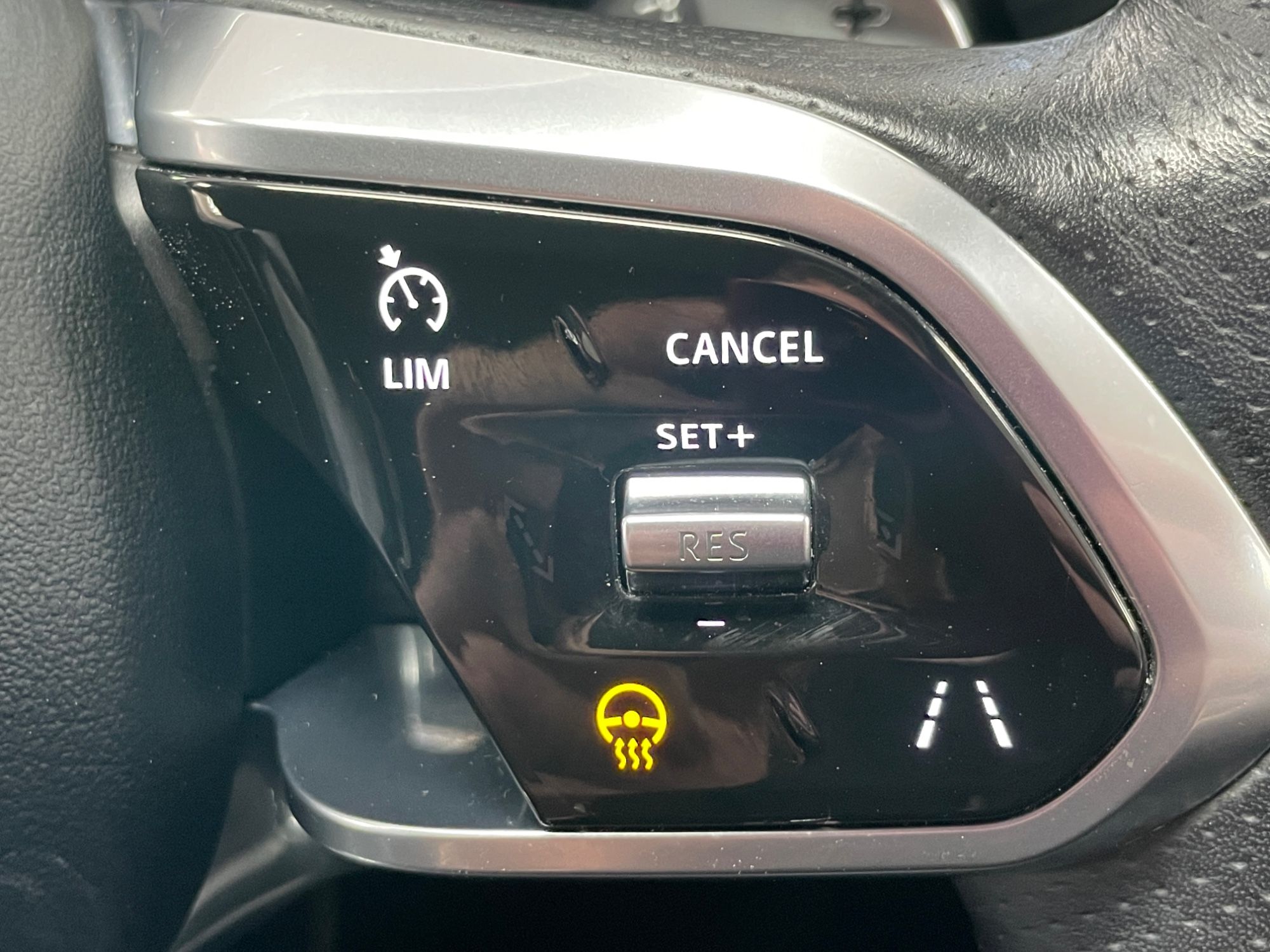 USED 2021 21 JAGUAR F-PACE 2.0 D165 MHEV R-Dynamic S SUV 5dr Diesel Auto AWD Euro 6 (s/s) (163 ps) 