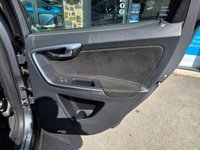USED 2017 17 VOLVO XC60 2.0 D4 R-Design Nav SUV 5dr Diesel Manual Euro 6 (s/s) (190 ps) 6 MONTHS RAC WARRANTY 2 KEYS