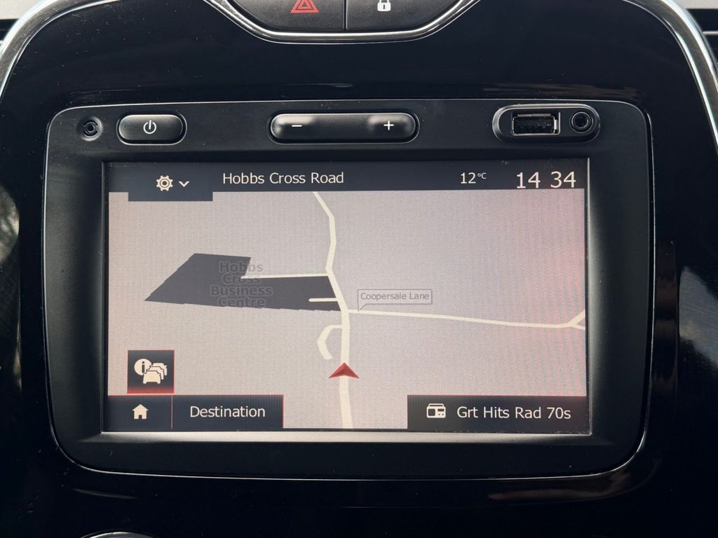 USED 2016 66 RENAULT CAPTUR 0.9 TCe ENERGY Dynamique S Nav SUV 5dr Petrol Manual Euro 6 (s/s) (90 ps) 5 Services|SatNav|&pound;35 Road Tax|Sensors|