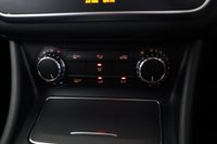 USED 2018 18 MERCEDES-BENZ GLA 1.6 GLA200 SE (Executive) 7G-DCT Euro 6 (s/s) 5dr Reverse Camera, Heated Seats,