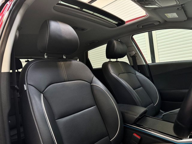 View our KIA NIRO