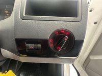 USED 2012 12 VOLKSWAGEN TRANSPORTER 2.0 TDI T30 Kombi 4dr Diesel Manual L1 H1 (198 g/km, 83 bhp) 