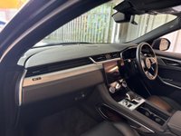 USED 2022 72 JAGUAR F-PACE 2.0 P400e 17.1kWh R-Dynamic SE SUV 5dr Petrol Plug-in Hybrid Auto AWD Euro 6 (s/s) (404 ps)+2 KEYS+1 FORMER KEEPER+HISTORY+2 CABLES+PANORAMIC SUNROOF+CLIMATE+PARK CONTROL WITH CAMERA+MEDIA+NAV+BLUETOOTH+DIGITAL DASH+FULL LEATHER HEATED SEATS+21