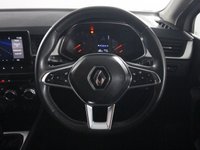 USED 2020 70 RENAULT CAPTUR 1.0 TCe Iconic SUV 5dr Petrol Manual Euro 6 (s/s) (100 ps) 