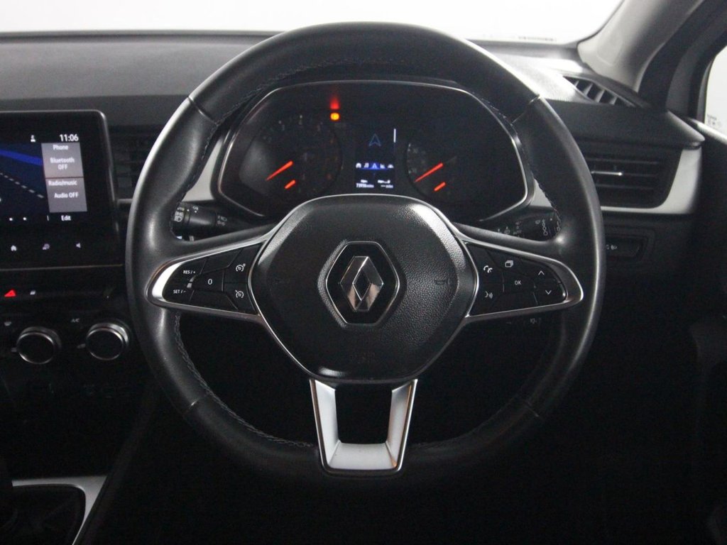 USED 2020 70 RENAULT CAPTUR 1.0 TCe Iconic SUV 5dr Petrol Manual Euro 6 (s/s) (100 ps) 