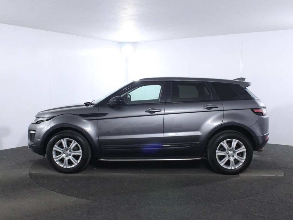 USED 2019 P LAND ROVER RANGE ROVER EVOQUE 2.0 TD4 SE Tech SUV 5dr Diesel Auto 4WD Euro 6 (s/s) (180 ps) PANORAMIC ROOF