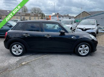 View our MINI Hatch