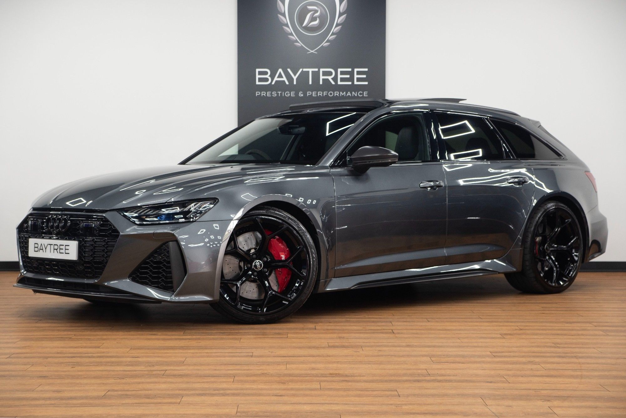 USED 2024 E AUDI RS6 AVANT 4.0 TFSI V8 Performance Carbon Vorsprung  