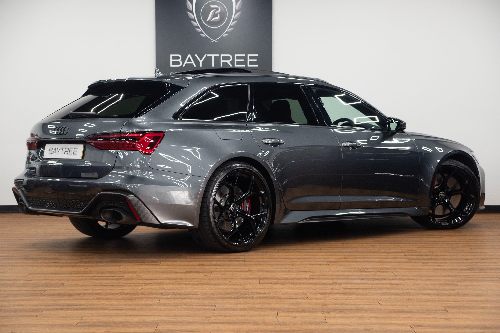 USED 2024 E AUDI RS6 AVANT 4.0 TFSI V8 Performance Carbon Vorsprung  
