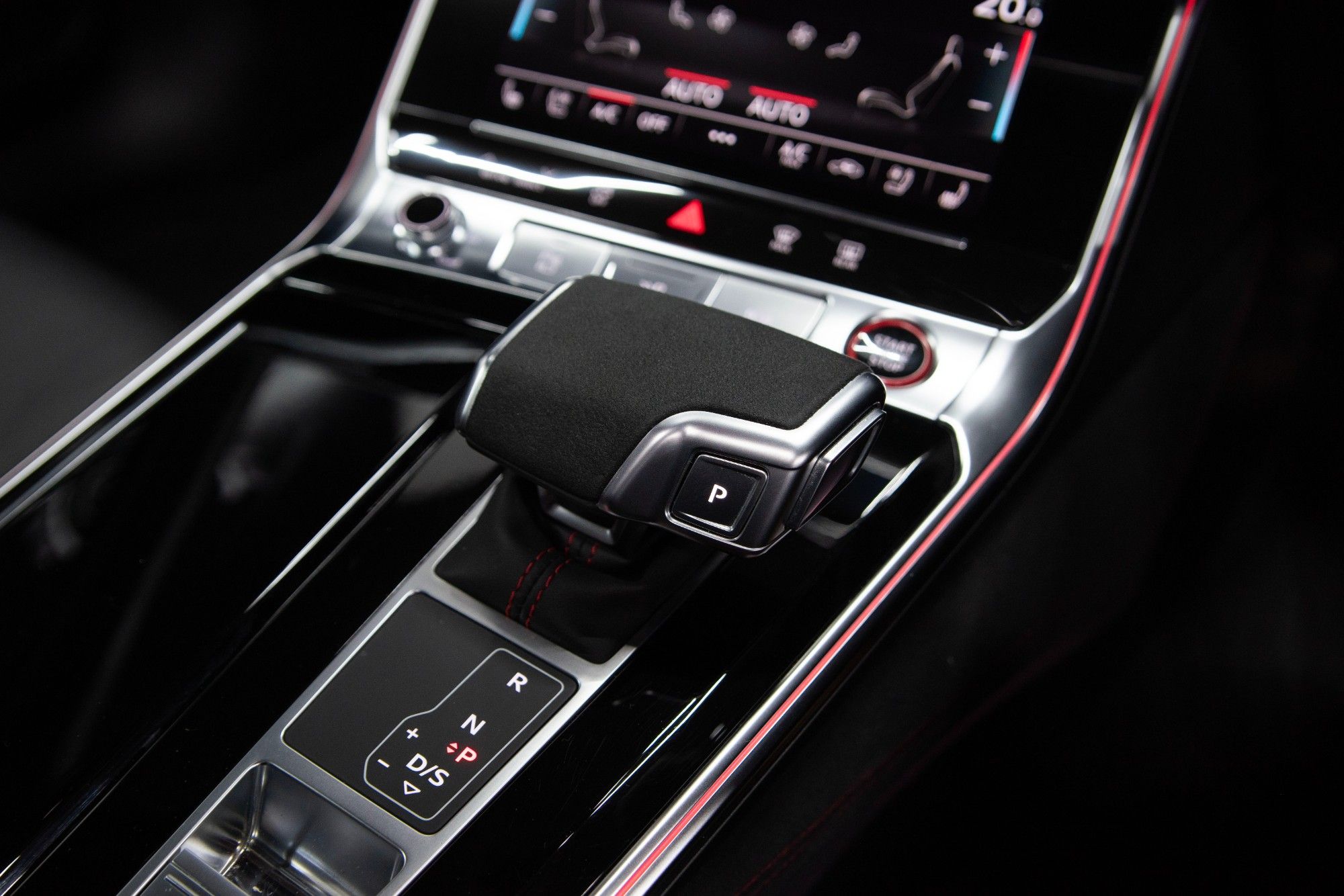 USED 2024 E AUDI RS6 AVANT 4.0 TFSI V8 Performance Carbon Vorsprung  