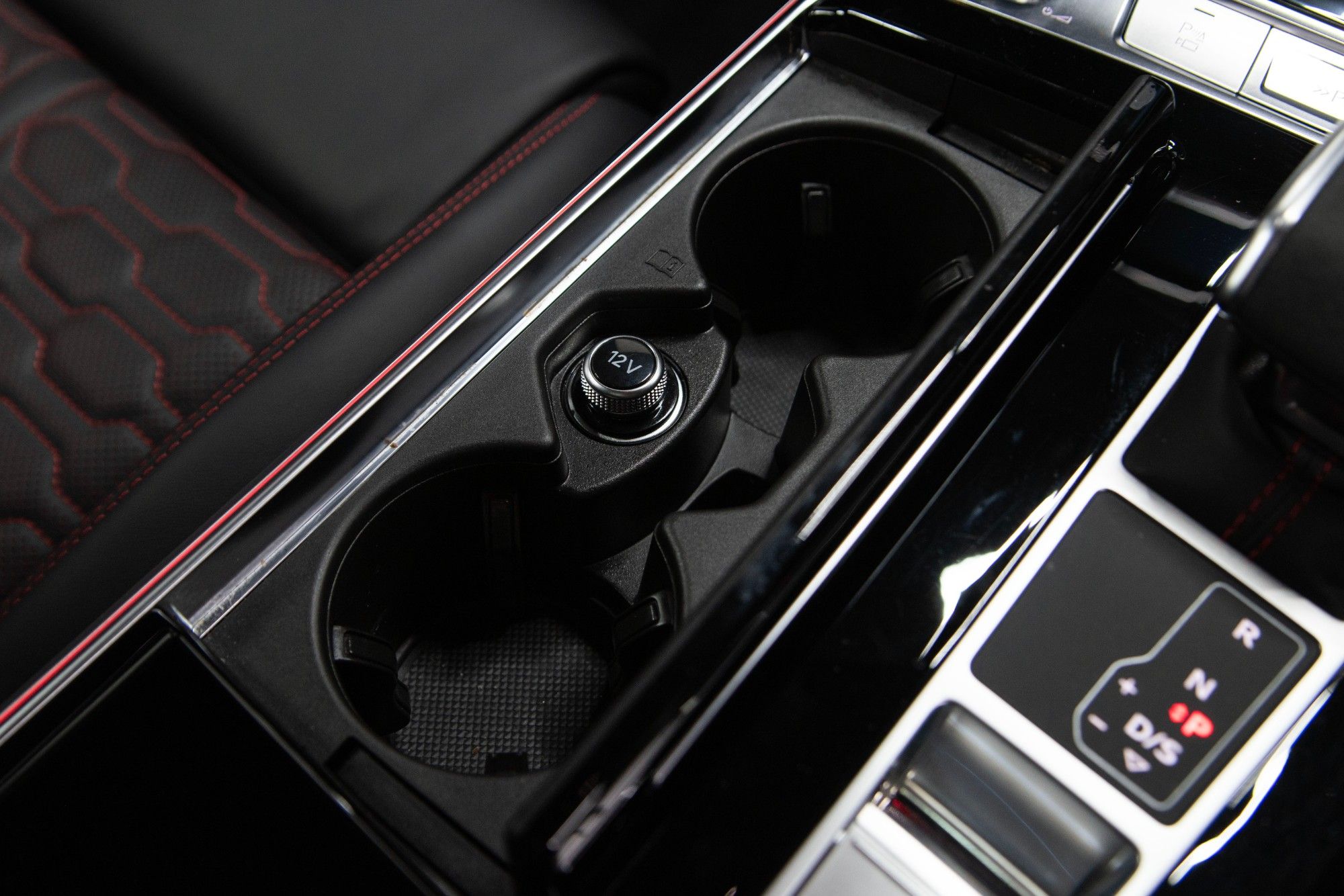 USED 2024 E AUDI RS6 AVANT 4.0 TFSI V8 Performance Carbon Vorsprung  