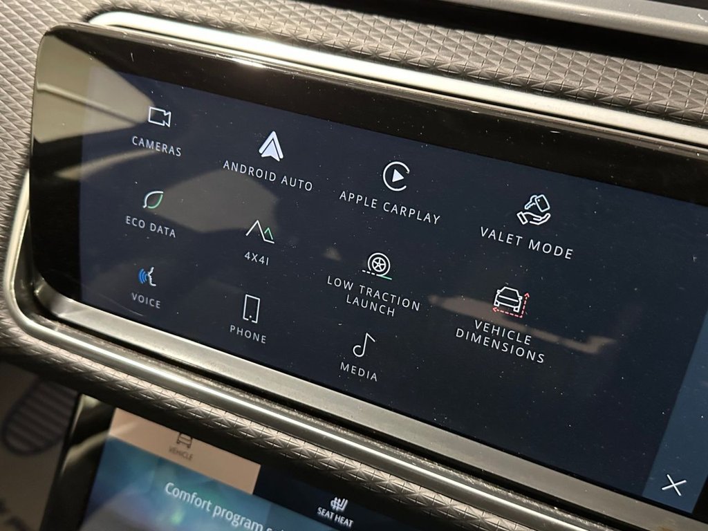 USED 2022 22 LAND ROVER RANGE ROVER VELAR 2.0 D200 MHEV SUV 5dr Diesel Auto 4WD Euro 6 (s/s) (204 ps) 