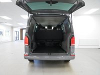 USED 2020 70 VOLKSWAGEN TRANSPORTER T30 2.0 TDI 150 BHP SWB HIGHLINE 5 SEATER KOMBI ( NO VAT ) 5 SEATS | SAT NAV | NO VAT TO PAY !