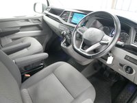 USED 2020 70 VOLKSWAGEN TRANSPORTER T30 2.0 TDI 150 BHP SWB HIGHLINE 5 SEATER KOMBI ( NO VAT ) 5 SEATS | SAT NAV | NO VAT TO PAY !