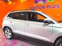 USED 2019 68 SKODA KAROQ 2.0 TDI SE SUV 5dr Diesel Manual 4WD Euro 6 (s/s) (150 ps) 17" Alloys. Cruise. DAB.