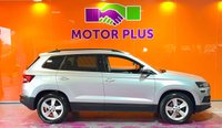USED 2019 68 SKODA KAROQ 2.0 TDI SE SUV 5dr Diesel Manual 4WD Euro 6 (s/s) (150 ps) 17" Alloys. Cruise. DAB.