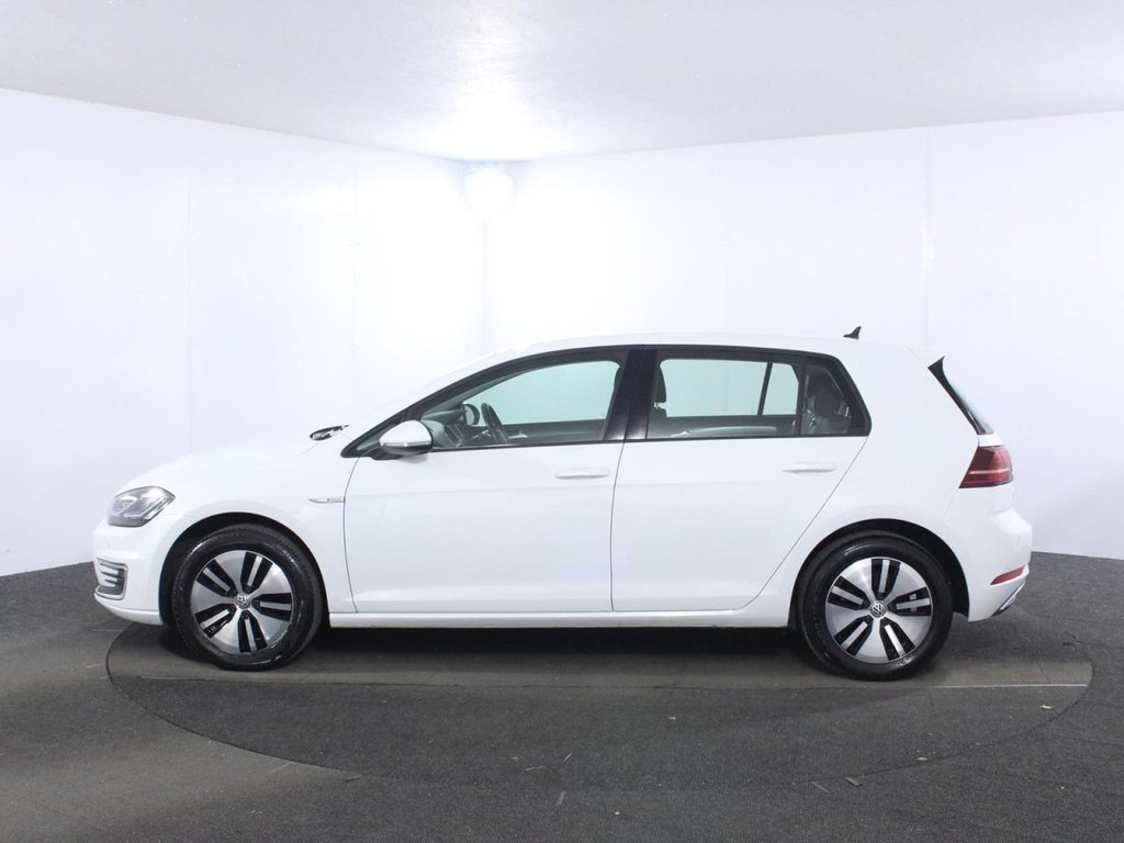 USED 2020 20 VOLKSWAGEN E-GOLF 35.8kWh e-Golf Hatchback 5dr Electric Auto (136 ps) 
