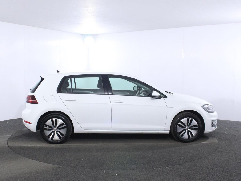 USED 2020 20 VOLKSWAGEN E-GOLF 35.8kWh e-Golf Hatchback 5dr Electric Auto (136 ps) 