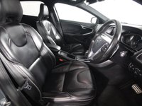 USED 2019 69 VOLVO V40 1.5 T3 R-Design Edition Hatchback 5dr Petrol Auto Euro 6 (s/s) (152 ps) 