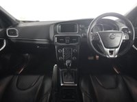 USED 2019 69 VOLVO V40 1.5 T3 R-Design Edition Hatchback 5dr Petrol Auto Euro 6 (s/s) (152 ps) 