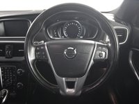 USED 2019 69 VOLVO V40 1.5 T3 R-Design Edition Hatchback 5dr Petrol Auto Euro 6 (s/s) (152 ps) 