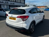 USED 2017 67 HONDA HR-V 1.5 i-VTEC SE SUV 5dr Petrol Manual Euro 6 (s/s) (130 ps) FRONT AND REAR PARKING SENSORS, BLUETOOTH, CRUISE CONTROL