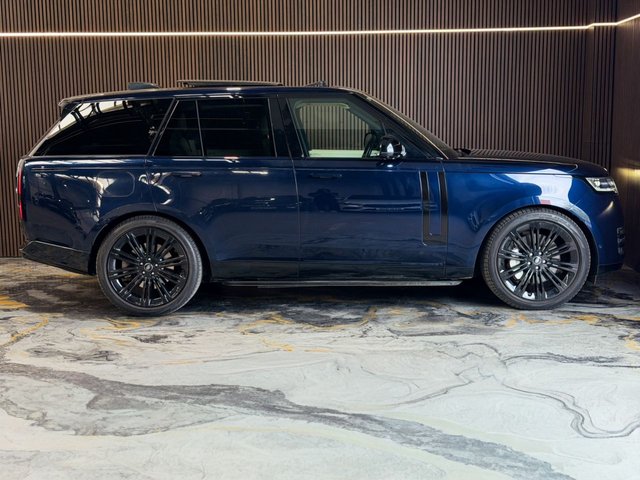 View our LAND ROVER RANGE ROVER