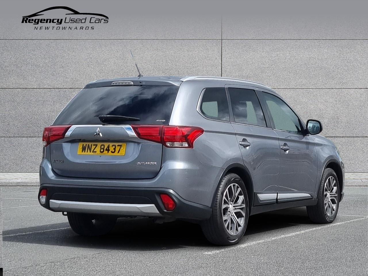 2016 MITSUBISHI OUTLANDER 2.2 DI-D GX4 4WD Euro 6 (s/s) 5dr - vehicle photo 7 for sale on PureCar