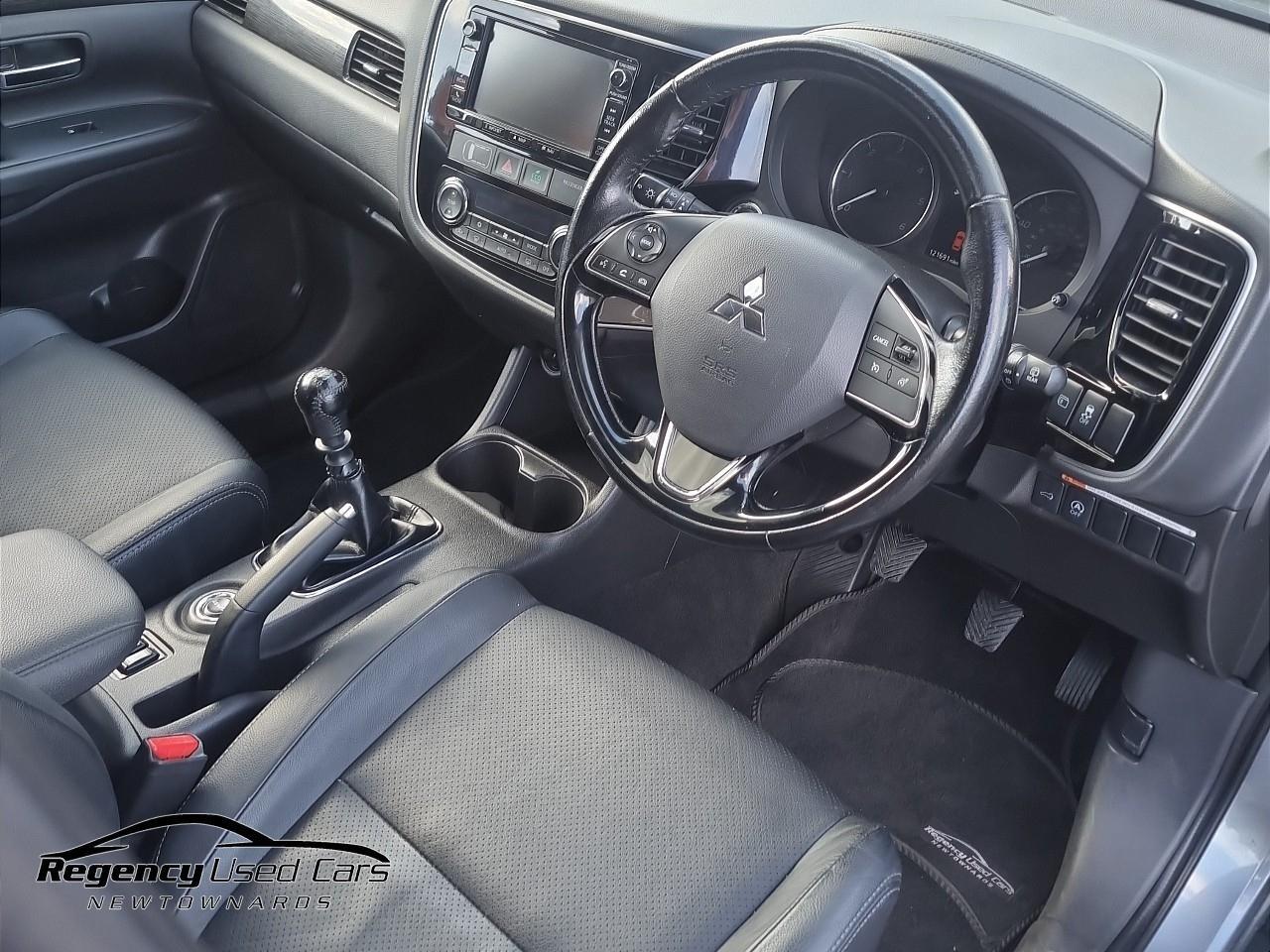 2016 MITSUBISHI OUTLANDER 2.2 DI-D GX4 4WD Euro 6 (s/s) 5dr - vehicle photo 8 for sale on PureCar