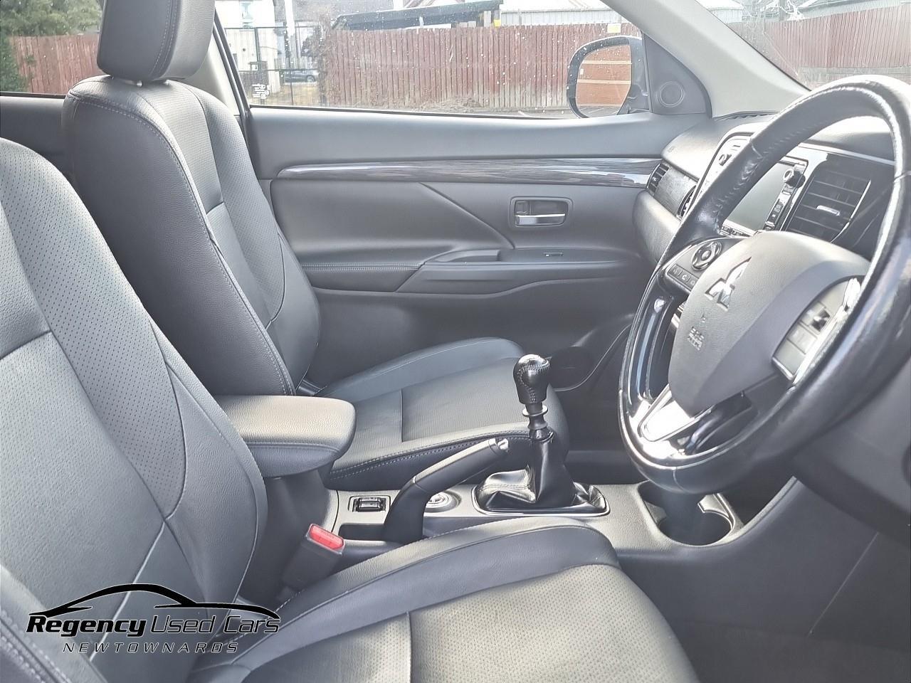 2016 MITSUBISHI OUTLANDER 2.2 DI-D GX4 4WD Euro 6 (s/s) 5dr - vehicle photo 14 for sale on PureCar