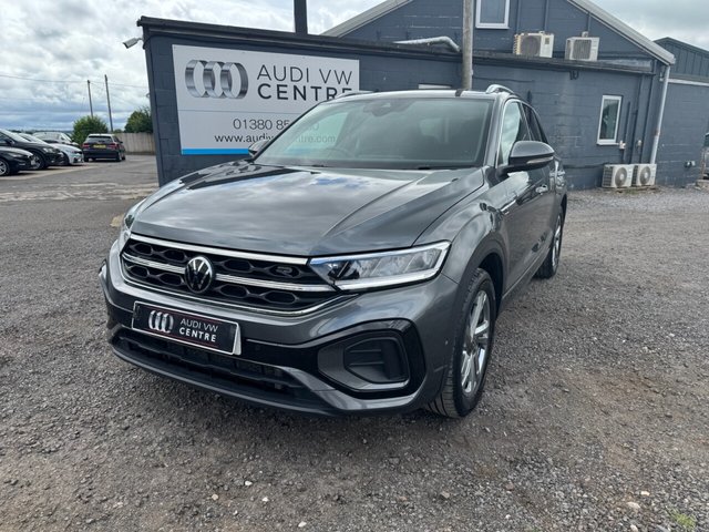 View our VOLKSWAGEN T-ROC