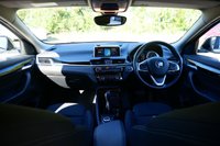 USED 2021 21 BMW X2 1.5 25e 10kWh Sport SUV 5dr Petrol Plug-in Hybrid Auto xDrive Euro 6 (s/s) (220 ps) ALPINE WHITE PAINTWORK + APPLE CARPLAY + PARK SENSORS + NAV