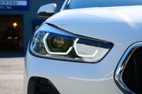 USED 2021 21 BMW X2 1.5 25e 10kWh Sport SUV 5dr Petrol Plug-in Hybrid Auto xDrive Euro 6 (s/s) (220 ps) ALPINE WHITE PAINTWORK + APPLE CARPLAY + PARK SENSORS + NAV