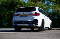 USED 2023 23 BMW IX1 30 66.5kWh M Sport SUV 5dr Electric Auto xDrive (11kW Charger) (313 ps) ALPINE WHITE PAINTWORK + TECH PLUS PACK + APPLE CARPLAY