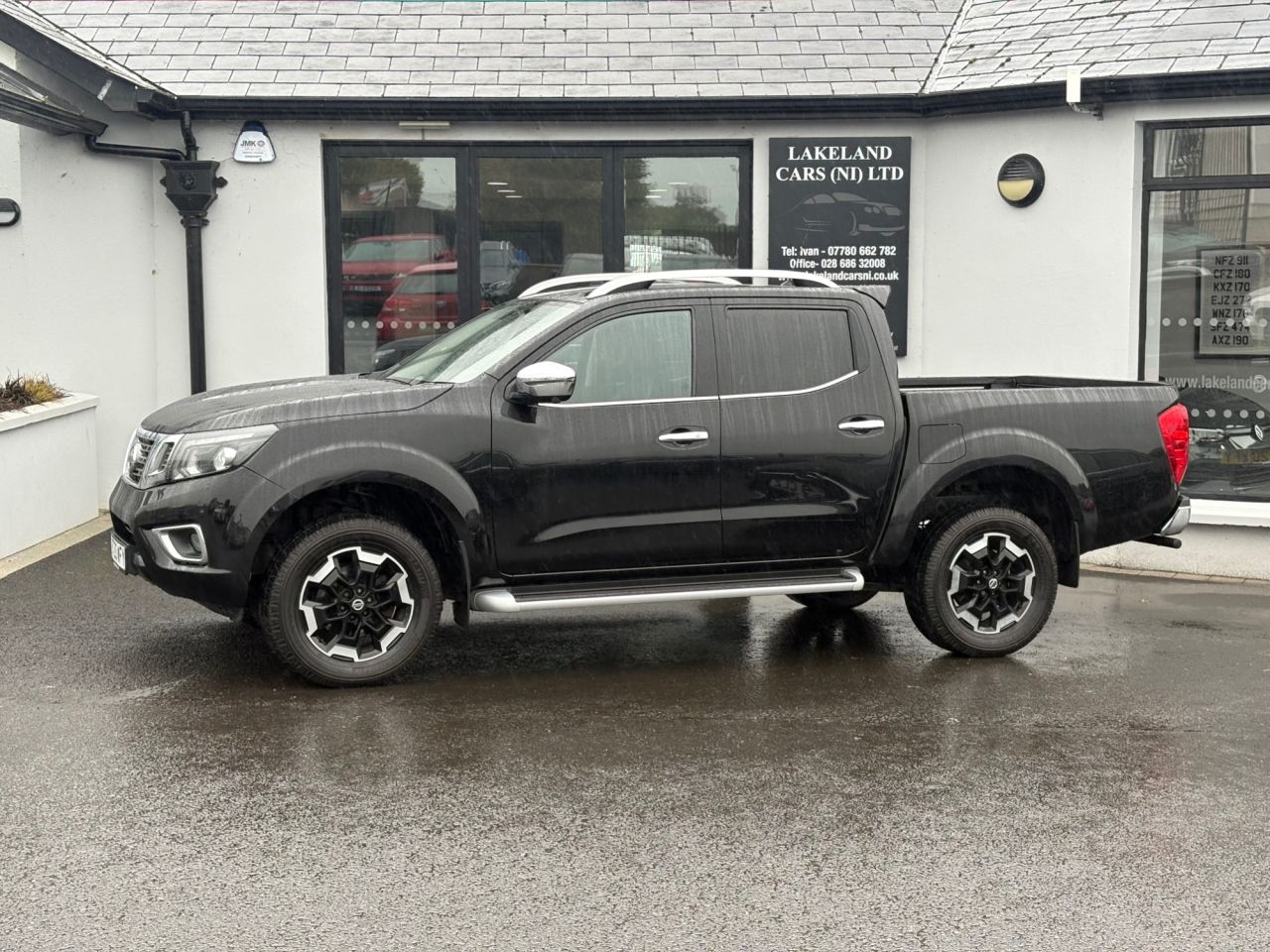 2020 NISSAN NAVARA 2.3 dCi Tekna Pickup Double Cab 4dr Diesel Auto 4WD Euro 6 (190 ps) - vehicle photo 3 for sale on PureCar