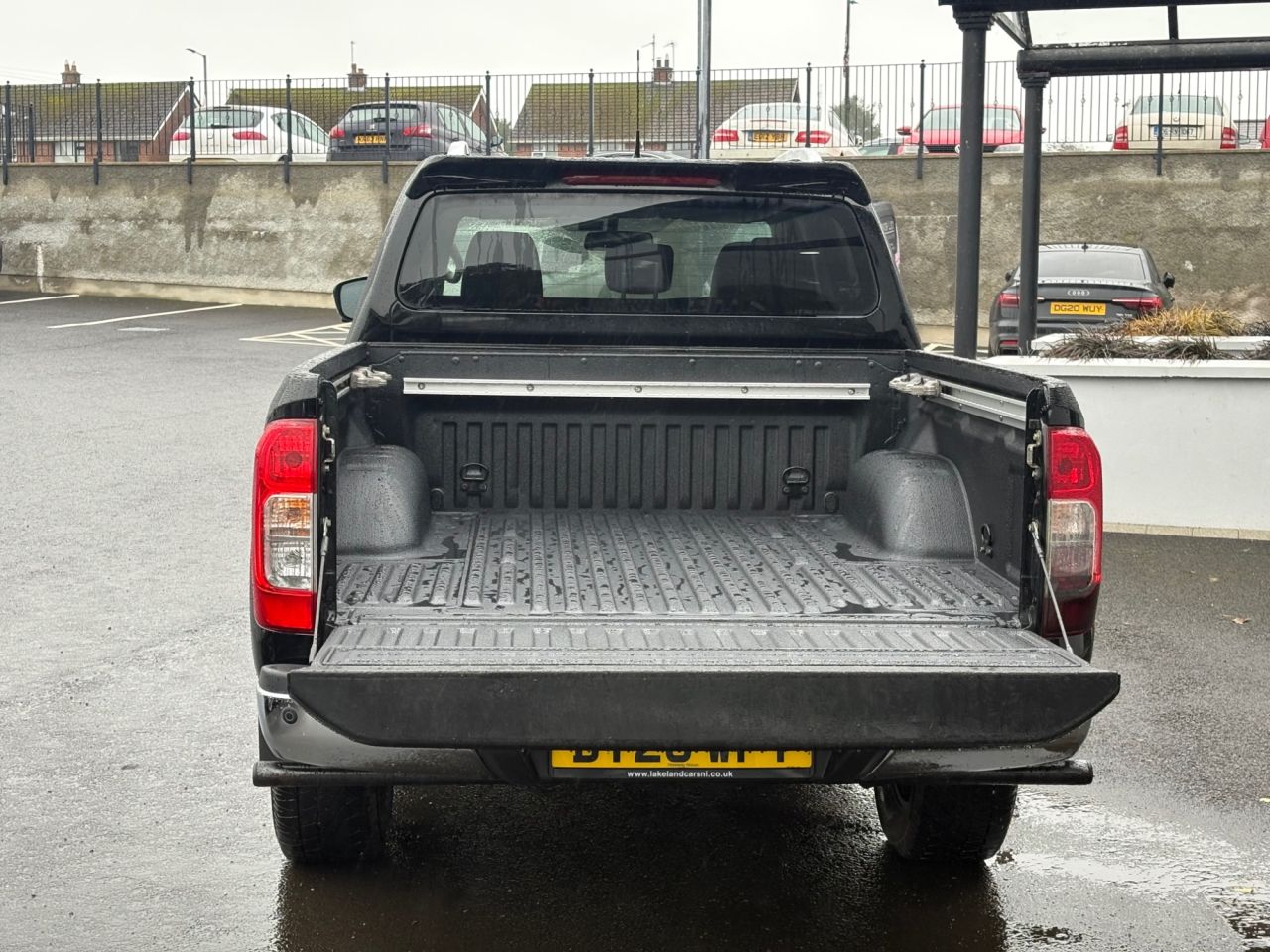 2020 NISSAN NAVARA 2.3 dCi Tekna Pickup Double Cab 4dr Diesel Auto 4WD Euro 6 (190 ps) - vehicle photo 8 for sale on PureCar
