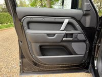 USED 2022 71 LAND ROVER DEFENDER 110 5.0 P525 V8 SUV 5dr Petrol Auto 4WD Euro 6 (s/s) (525 ps) SIDE STEPS,E,TOWBAR,PAN ROOF