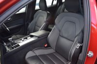 USED 2019 N VOLVO V60 2.0 D4 R-Design Estate 5dr Diesel Auto Euro 6 (s/s) (190 ps) FULL SERVICE HISTORY  .  APPLE CARPLAY  .  REVERSING CAMERA