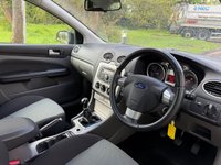 USED 2010 59 FORD FOCUS 1.6 Zetec S Hatchback 5dr Petrol Manual (157 g/km, 113 bhp) 